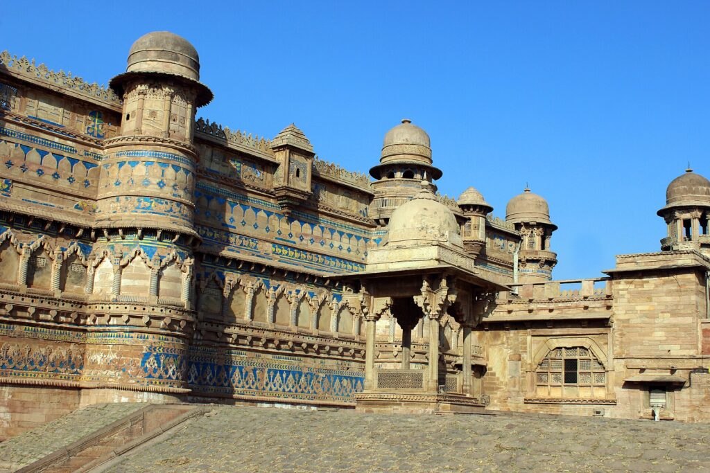 Gwalior fort side view 001 (illustrative photo of Gwalior)